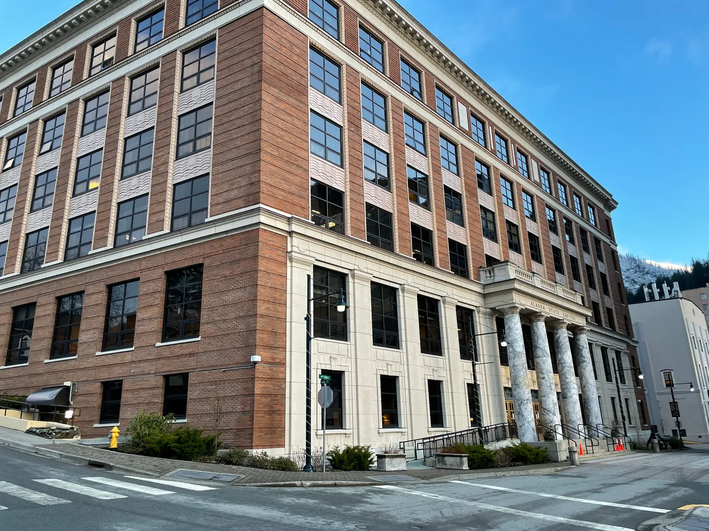 PFD in peril. The special session is a big bet by Dunleavy